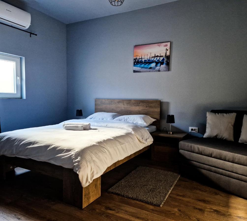 Xxl Rooms Osijek Extérieur photo